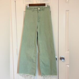 Zara women’s mint Green Wide-Leg Jeans size 4